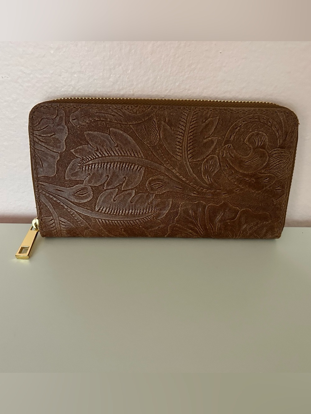 ISADORA Italian leather zip around floral organizer wallet made in Italy